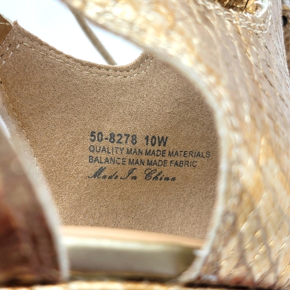 BELLA VITA Imani Ii Womens Metallic Snake Print Wedge Sandals Size 10W. S1088 - Picture 4 of 9